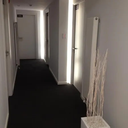 Apartaments I Habitacions Can Morera Olot-3